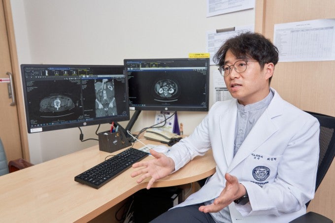 [헬스토크] '8월 피크' 요로결석, 맥주·커피 마시면 빠진다?