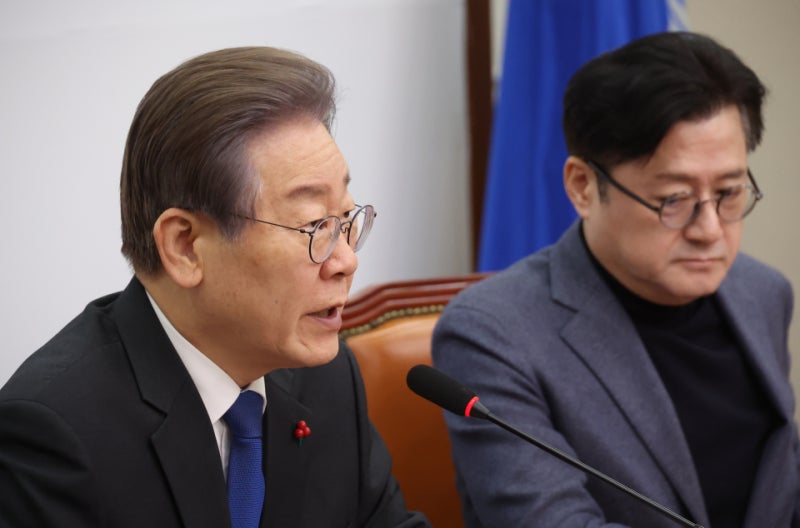 <b>이재명</b>, 尹 '<b>건전재정 적절</b>' 발언에 "삶 버거운데…다른 세상 사시나"