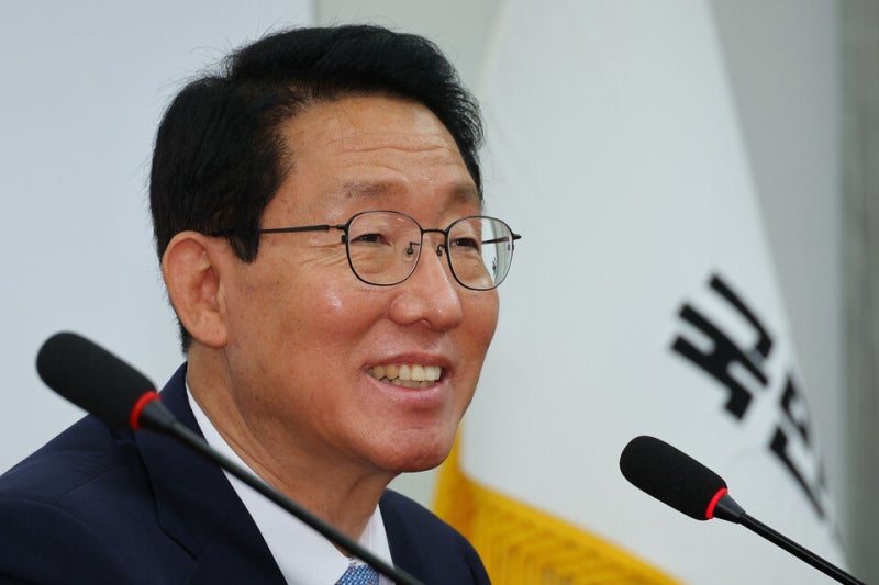 與 정책위의장에 <b>김상훈</b> 지명…<b>한동훈</b>, 지도부 주도권 잡았다