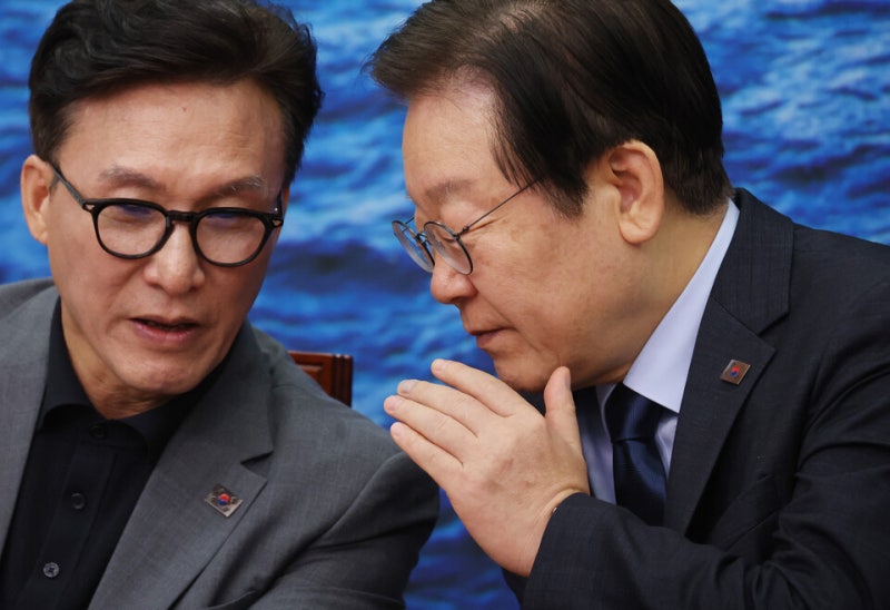 <b>김민석</b>, <b>임종석</b> '두 국가론' 직격…"DJ였다면 김정은 동조 않았을 것"