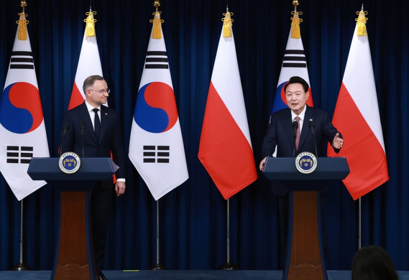 尹 <b>대통령</b>, <b>폴란드</b> 대통령과 정상회담 "러·북 군사협력 규탄"
