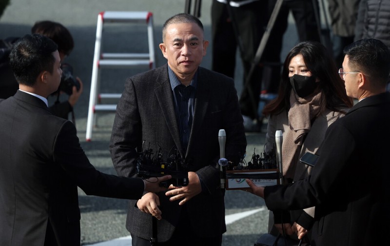 '공천개입 의혹' <b>명태균</b>, <b>구속적부심</b> 청구…"무릎 영구장애 가능성"