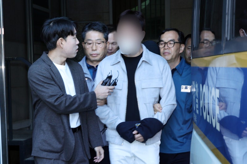 '<b>마세라티 뺑소니</b>범'이 불러온 나비효과…경찰, 도박사이트 관련 '500명...