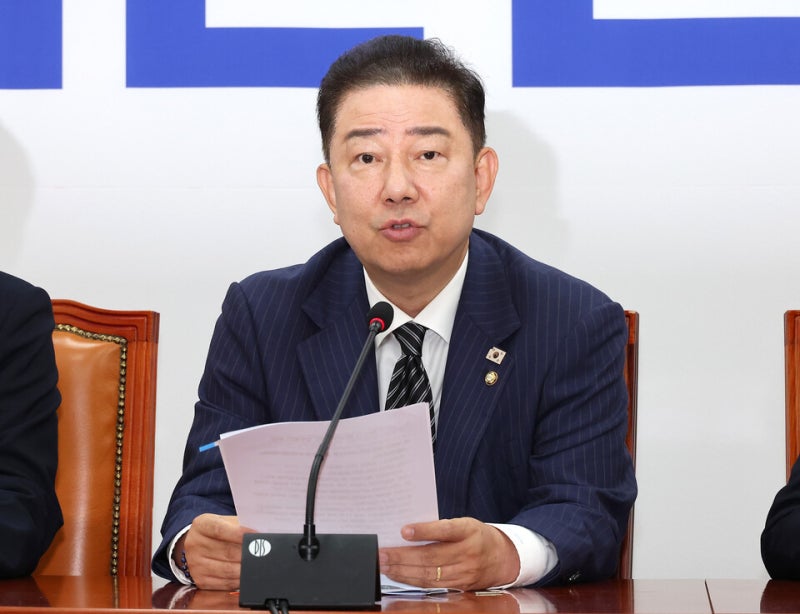 <b>김병기</b> "검찰, 경고한다…총리 인사 개입 좌시 않겠다"