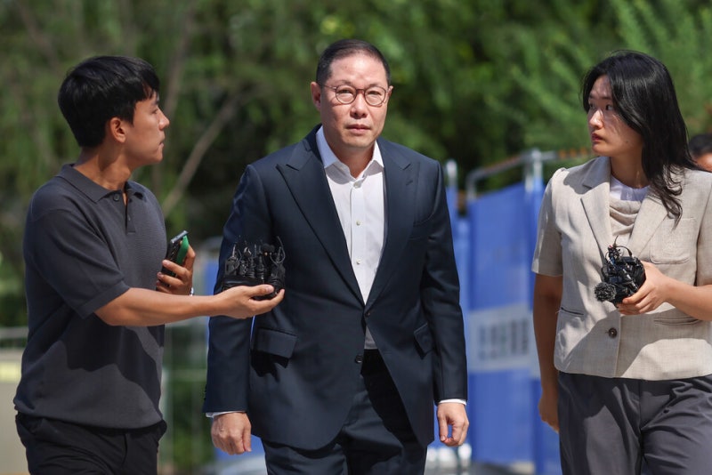 '<b>집사게이트</b> 의혹' <b>조현상</b> HS효성 부회장, 김건희 특검 출석