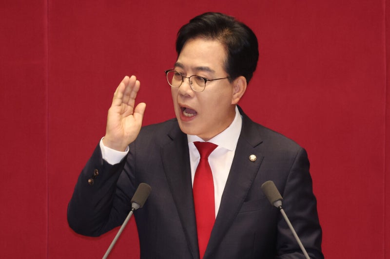 [전문] <b>송언석</b> "정청래, 걸핏하면 해산 운운…보수 궤멸의 일당독재 구...