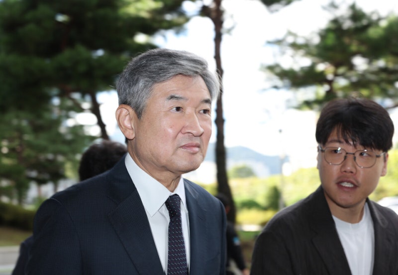 '국가정보원법 위반 혐의' <b>조태용</b>, <b>내란특검 출석</b>…"성실히 조사 잘 받...