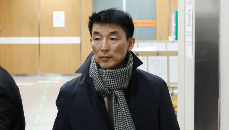 <b>김용현</b> 측 <b>변호인</b> 감치 명령 서울구치소가 <b>거부</b>?…법무부 "사실 아냐"
