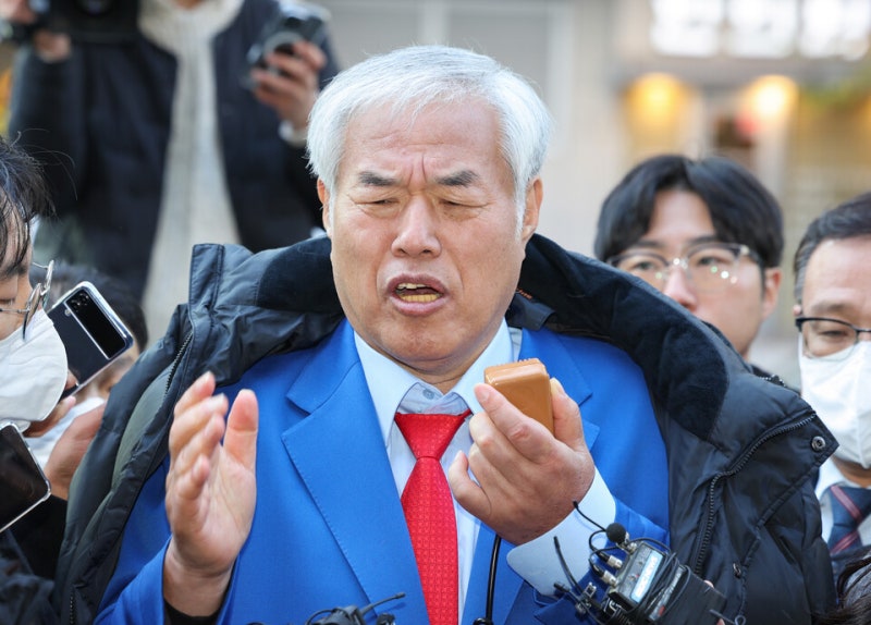 '<b>서부지법 난동</b> 교사' 의혹 <b>전광훈</b>, 사흘 만에 경찰 재출석