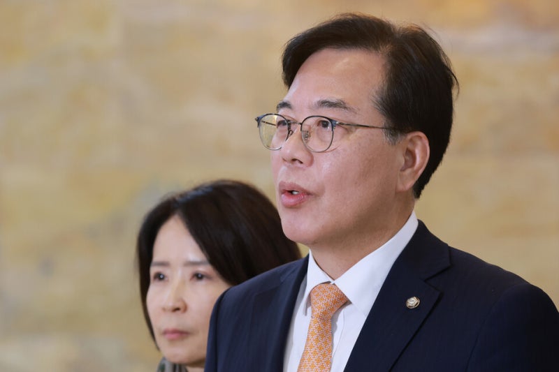 송언석, '나경원 마이크 차단' <b>우원식</b>에 "<b>편파적</b> 횡포…<b>의장</b>직 내려놔라...