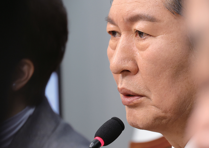 12월12일 더불어민주당 정청래 대표가 서울 여의도 국회에서 열린 최고위원회의에서 발언하고 있다.ⓒ연합뉴스