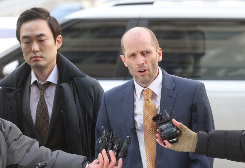 조국혁신당 "쿠팡 로저스 '66억' 보너스, 韓 법치 비웃는 처사"