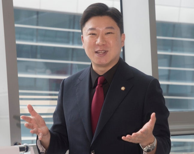 '金 선배' 진종오 "조용했던 동계올림픽, 李정부 홍보 노력 부족"…저격 이유는?