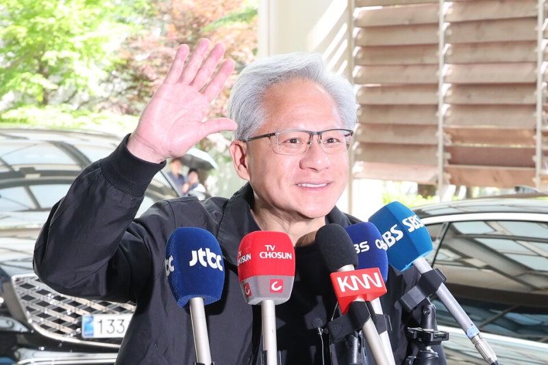 "또 올게요"…젠슨 황이 한국 떠나며 남긴 말