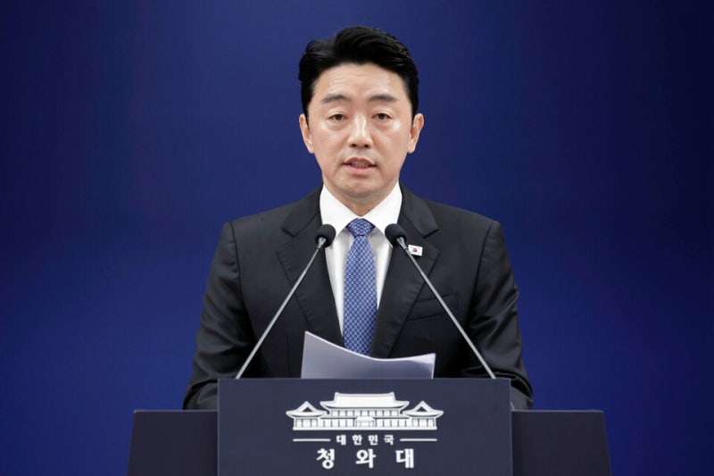 강훈식, '李 환송식' 與 불참에 "입법부 역할이 환송보다 중요한 때"