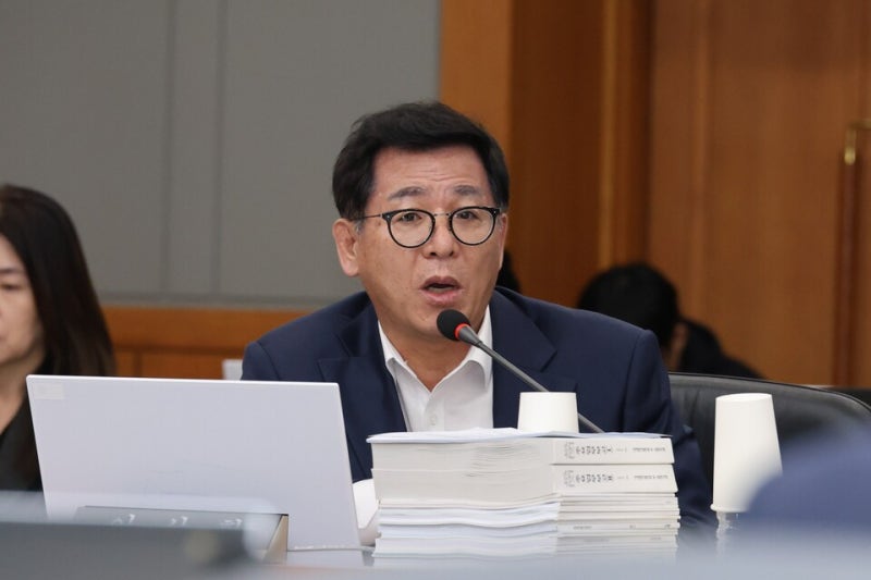 국힘, '몰디브 출장' 선관위 관계자 고발…"선거 점검 명목으로 외유"