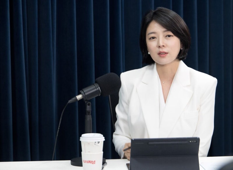 [인터뷰] 배현진 "버티는 장동혁, '극 에겐남'…한동훈 돌아올까 두려운 것"