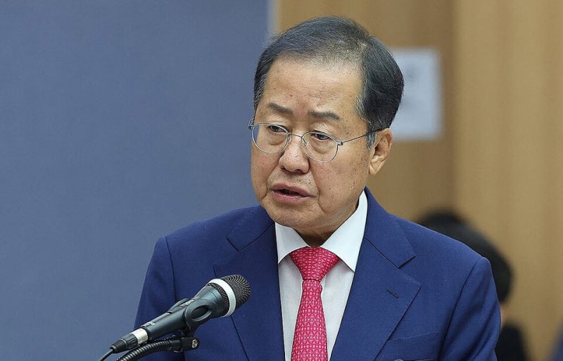 홍준표 "사관학교 통합은 개악…해병대·특전사 통합해 4군 체제로 가야"