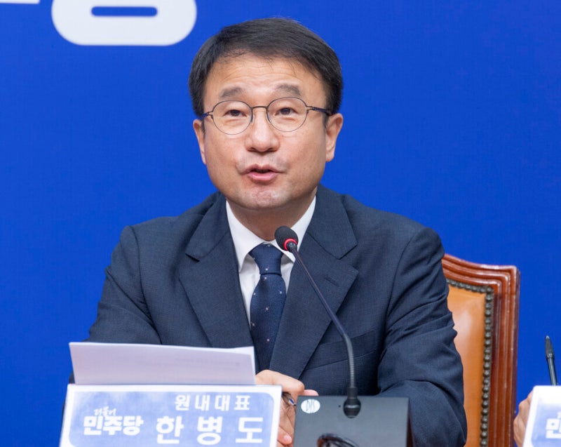 <b>한병도</b> "추석 전 <b>인사청문</b> 마무리"…野 개각 공세엔 "낙인찍기"