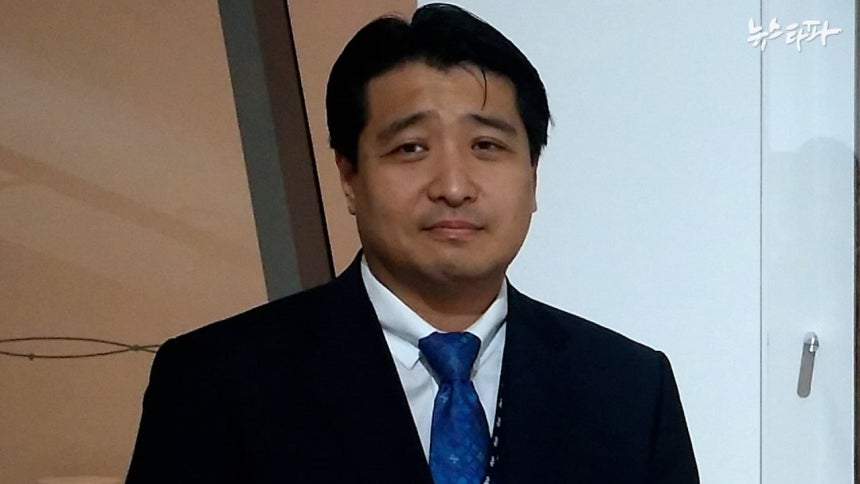 전인건 간송미술관장. 