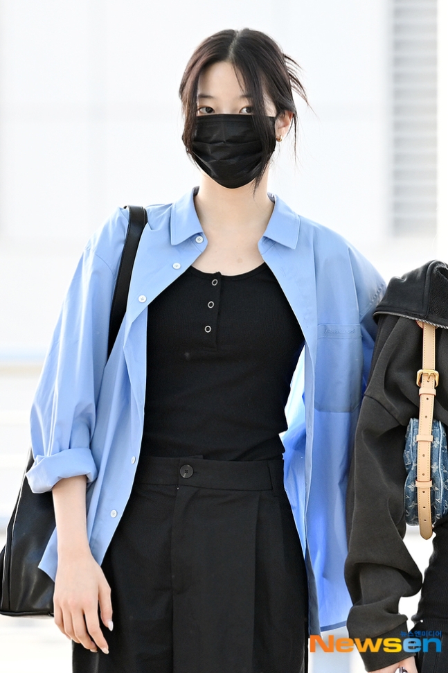 멤버들 공항 출국 사진들