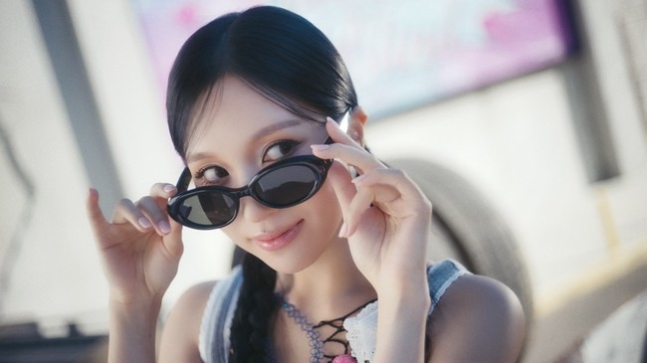 ‘컴백’ 트와이스, 트레이닝 차림에도 美친 비주얼