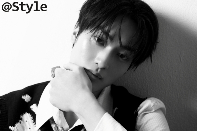 Cravity Taeyoung's first solo pictorial with @star1's March issue has been revealed!