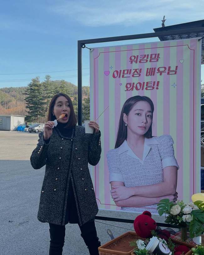 ‘<b>이병헌</b>’ <b>이민정</b>, <b>인맥</b> 엄청 나네‥촬영장에 쏟아지는 간식 선물