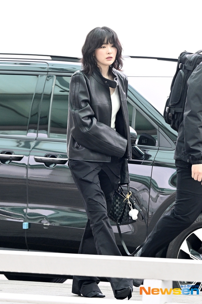 레드벨벳 슬기 공항사진 이뿌네요 ㅎ