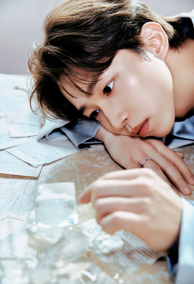 <b>10주년</b> <b>엔플라잉</b> “사서 고생하는게 우리의 낭만, 계속 아이돌로 불리고...