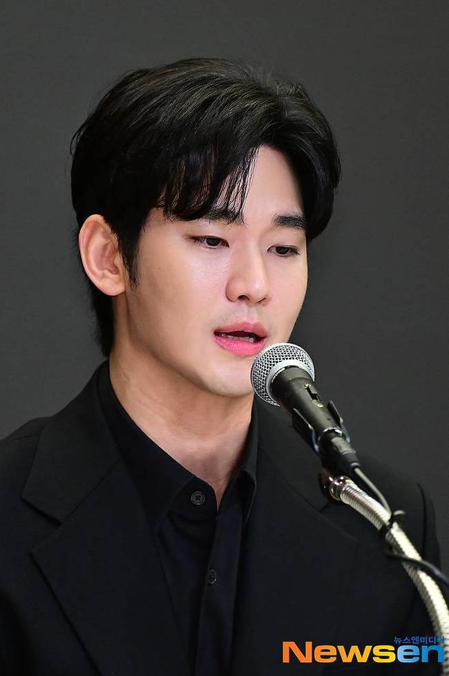 <b>김수현</b> 측 반격 시작, <b>가세연</b> 김세의 110억대 부동산+후원 <b>계좌 가압류</b>...