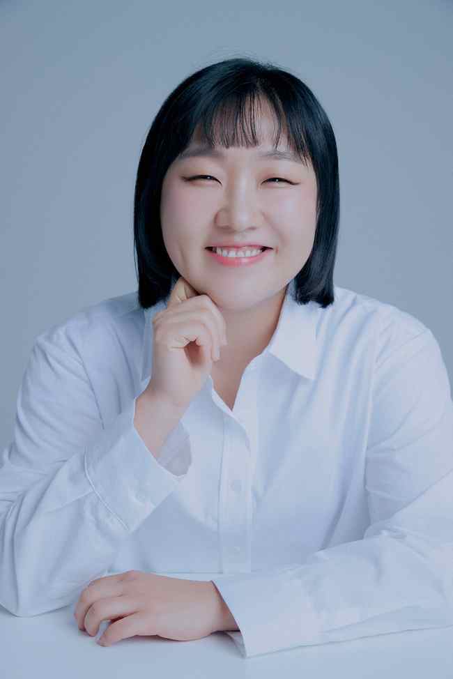 <b>이수지</b>, <b>두산</b>베어스 <b>시구</b>자 발탁 “승리의 스트라이크 던질 것”