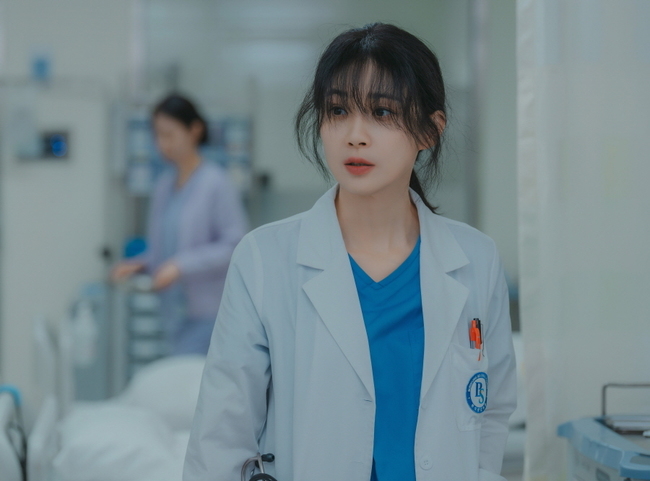 <b>이보영</b> “조력사망에 관심 생겨, 남편 지성과 진지하게 이야기”(<b>메리</b>킬...