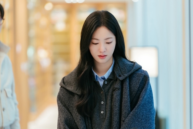 <b>전여빈</b> 2막 시작, 첫사랑 등장→‘하얀 사랑’ 촬영 돌입 (<b>우리영화</b>)