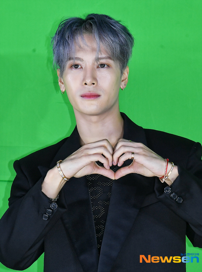 갓세븐 <b>잭슨</b>, <b>식중독으로 응급실</b> 行‥오늘(16일) 팬사인회 취소