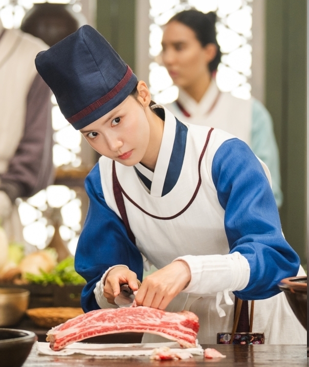 <b>임윤아</b> 잘나가다 삐끗, 신의 한 수 있나(<b>폭군의 셰프</b>)