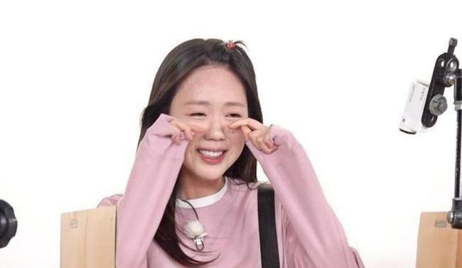 ‘활동 중단+갑상선 질환 투병설’ 지예은, 3주만 ‘<b>런닝맨</b>’ <b>복귀</b>에 뿌...