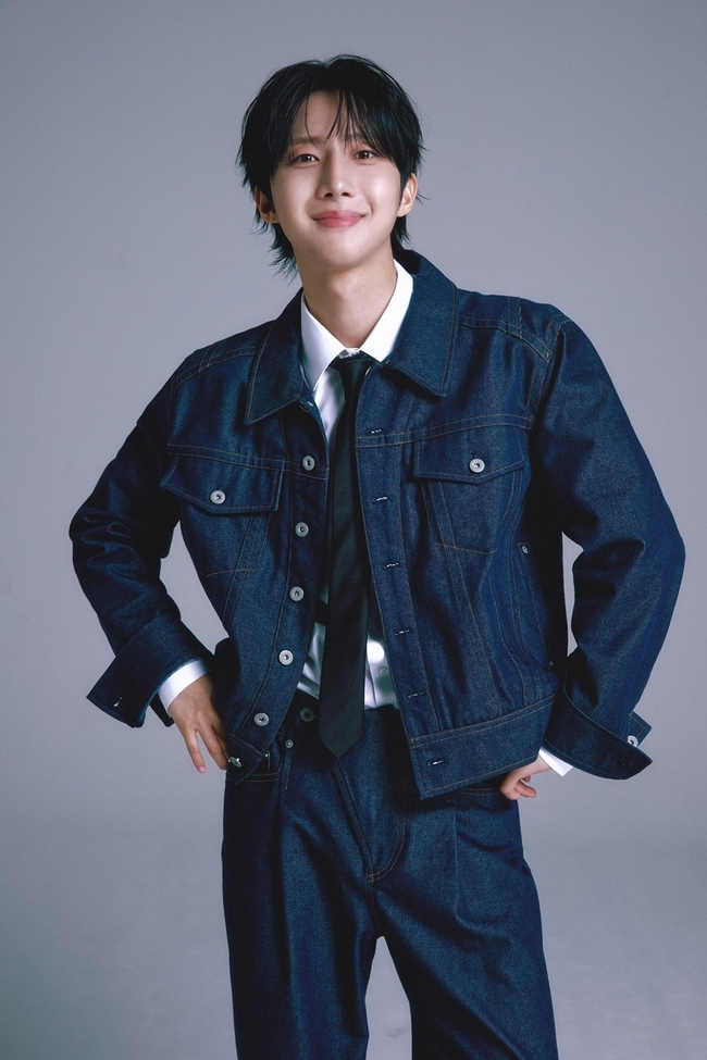 펜타곤 출신 <b>후이</b>, 에이핑크·휘인 한솥밥…<b>위드어스엔터</b> 전속<b>계약</b> [공...