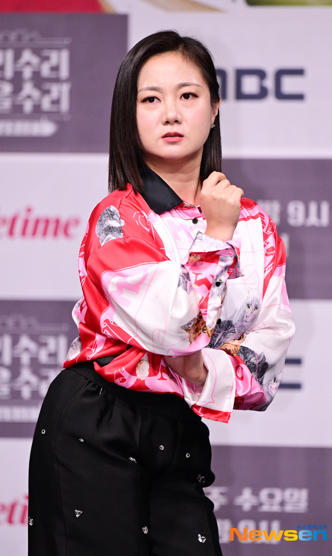 <b>미담</b> 쏟아졌던 박나래가 어쩌다가‥매니저에 갑질→기획사 미등록 의혹...