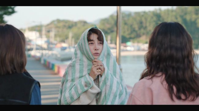 <b>김희선</b> 역대급 매출 대박 ‘<b>다음생은</b> 없으니까’ 유종의 미 거뒀다