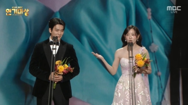 キム・セジョンのスピーチで全員涙腺崩壊