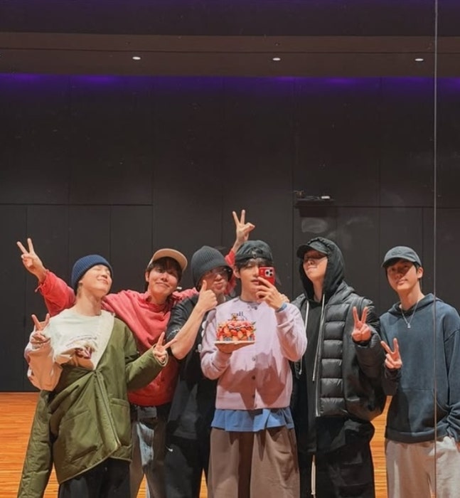 الرسائل المكتوبة بخط اليد من أعضاء بانقتان