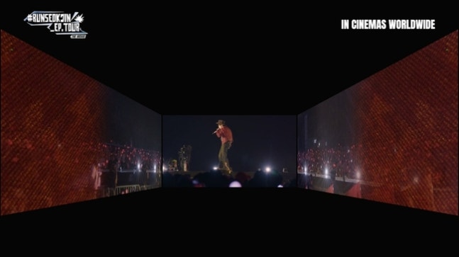 Zona de fotos con participación de fans en CGV Yongsan I'Park Mall presentando la energía del concierto tour