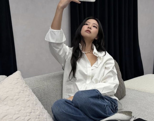 シャネルアンバサダーとしての洗練された表情