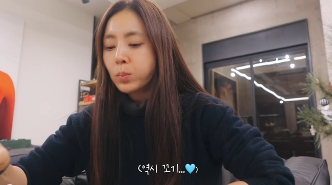 <b>한채아</b> “시댁에서 힐링해” <b>차범근</b> 럭셔리 <b>대저택</b> 공개…으리으리 운...