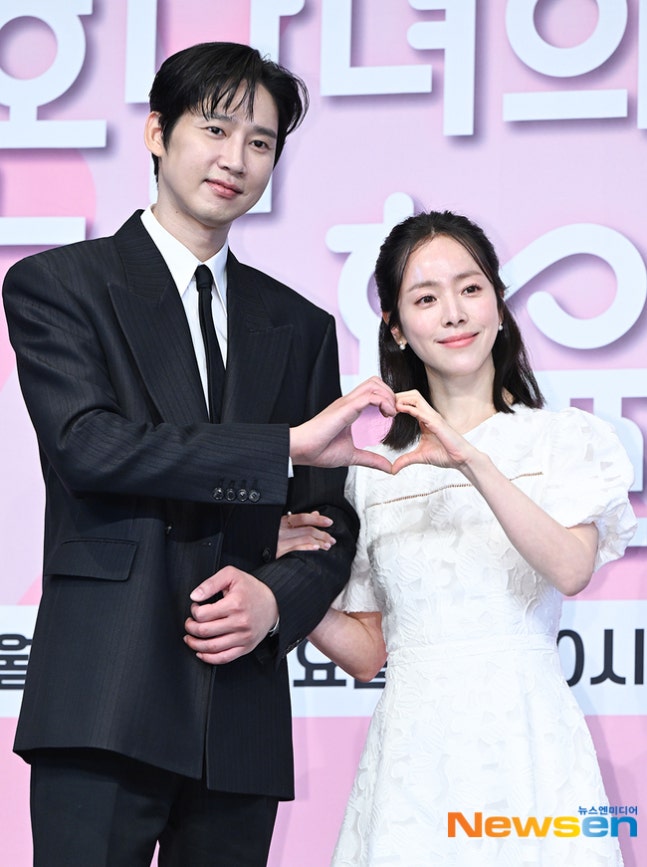 朴成焄攜手韓志旼主演JTBC《未婚男女的效率戀愛》浪漫回歸