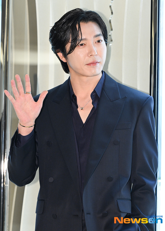 [단독] 아이유 변우석 다음은? 김재욱, 유인나 만난다 ‘유인라디오3’ ...