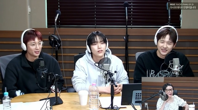 B1A4成員燦多、申宇和孔燦在出道15週年之際成立公司：“我們成為了導演”