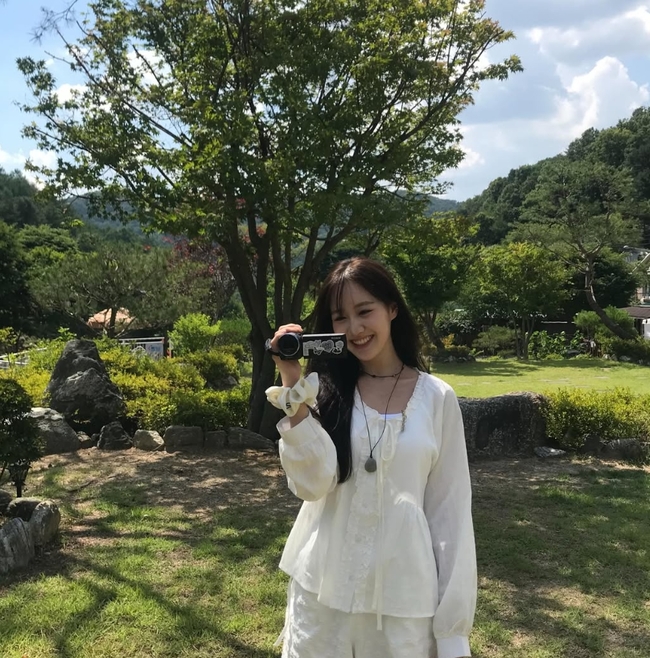 ‘<b>빵꾸똥꾸</b>’ 지운 <b>진지희</b>, 더 성숙해진 <b>근황</b> “너무 감사한 요즘”