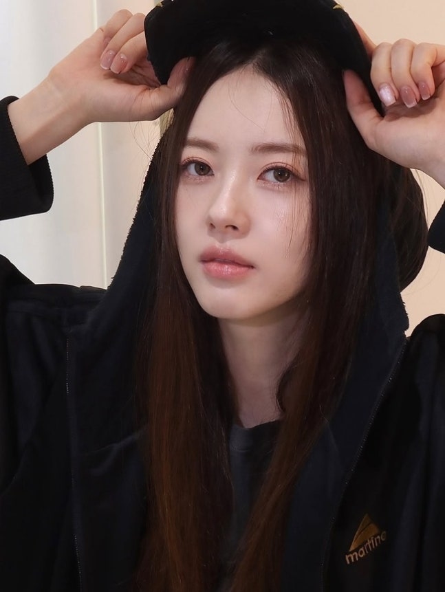 걸그룹 센터 비주얼을 자랑하는 고아라의 사진